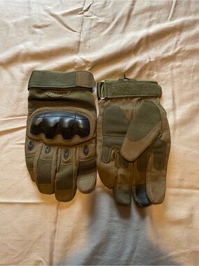 Men's Olive Tactical Protective Gloves with Knuckle Guards